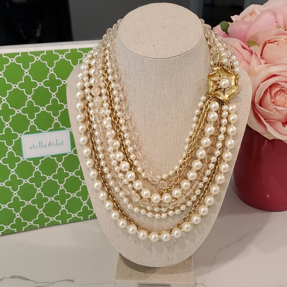 Stella & Dot Charlotte Pearl Statement Necklace